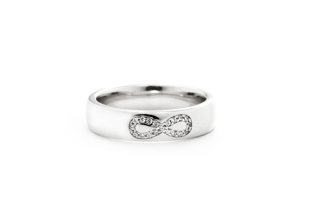Anello Infinity