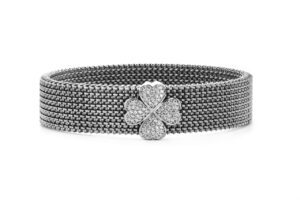bracciale acciaio elastico con quadrifoglio in argento e pavé di zirconi