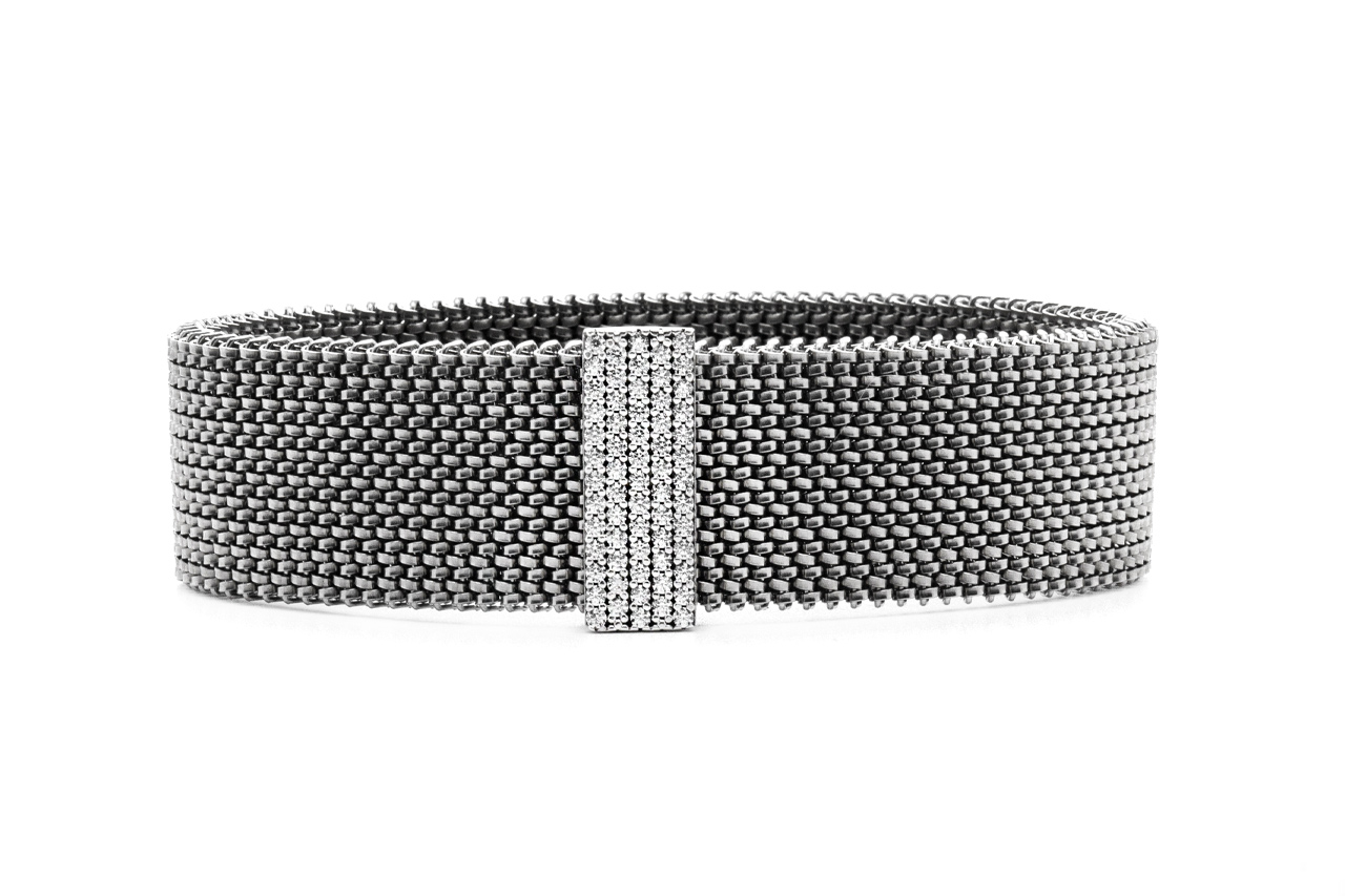 <b>Iconic Edge </b><br>Bracciale con pavé di zirconi